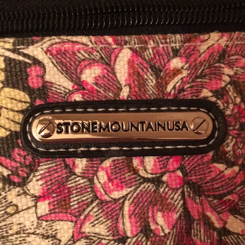 Crossbody purse